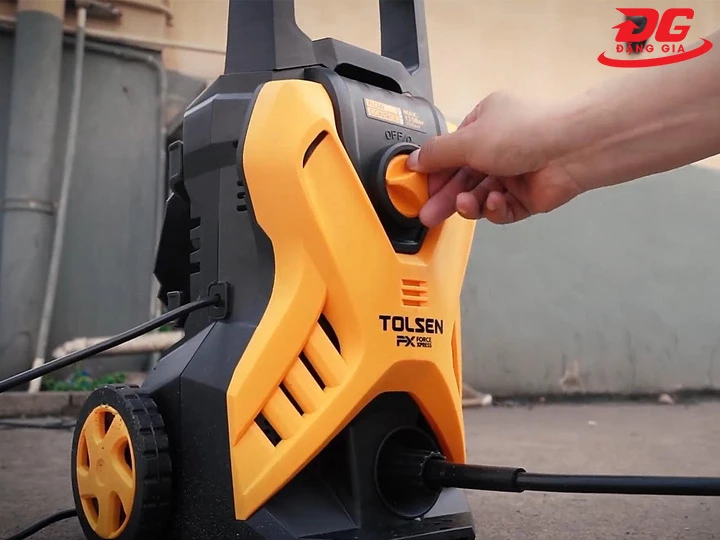 Cách dùng máy rửa xe Tolsen