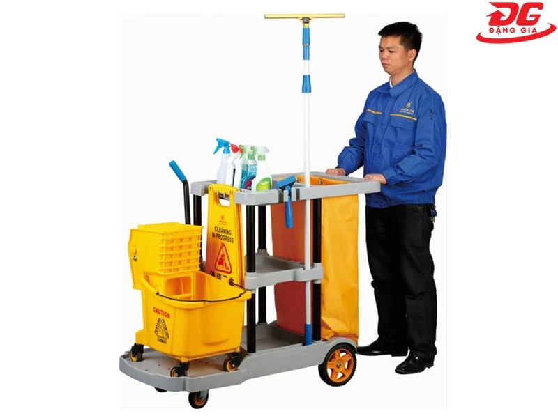 Cách sử dụng xe đẩy dọn vệ sinh vô cùng đơn giản