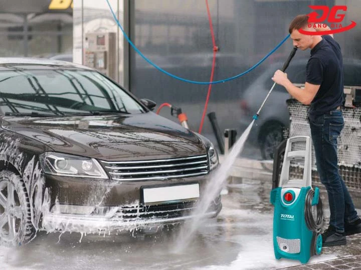 Cách vận hành máy rửa xe Total