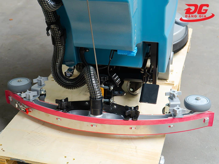 cần gạt nước máy chà sàn liên hợp Elerein E60