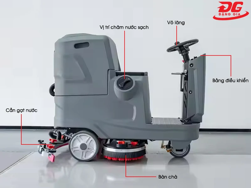 Chi tiết máy chà sàn Kumisai KMS-X5 2 bàn chà ắc quy khô