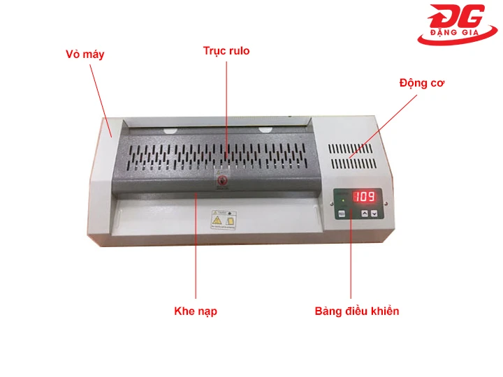 Cấu tạo Máy ép plastic YT-330