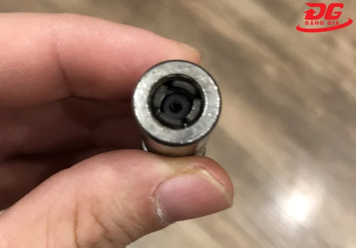 Đầu vú bơm mỡ