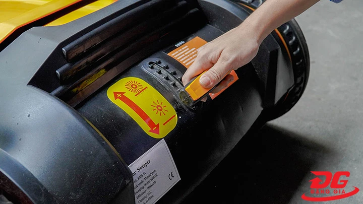 Xe quét rác Kumisai KMS-S1 giá rẻ