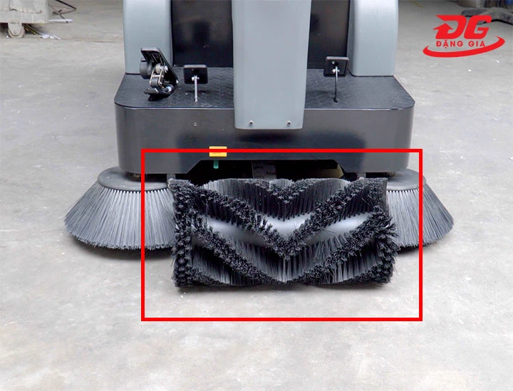 chổi chính xe quét rác