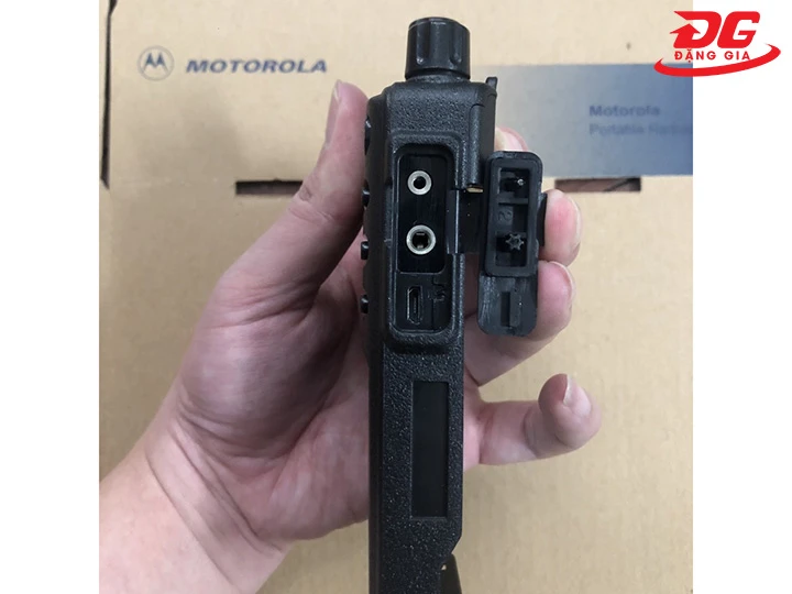 Cấu tạo bộ đàm Motorola CP6688