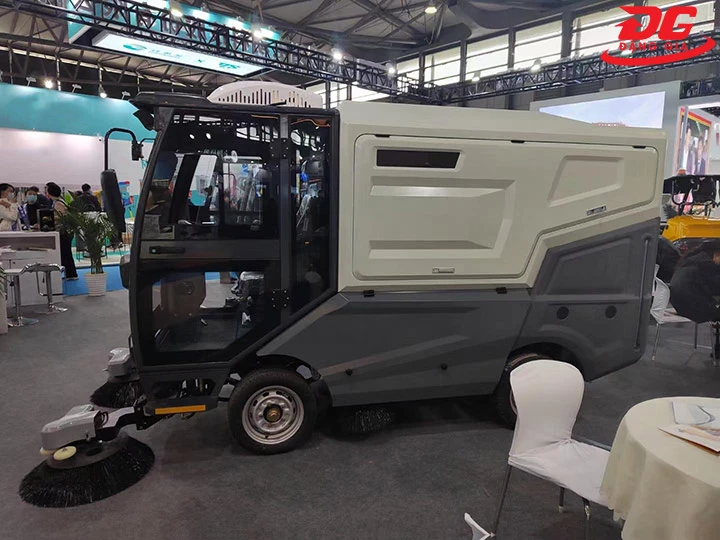 mua Xe quét rác công nghiệp Kumisai KMS 480S