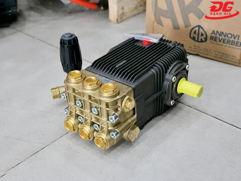 Đầu máy bơm rửa xe áp lực cao dây đai