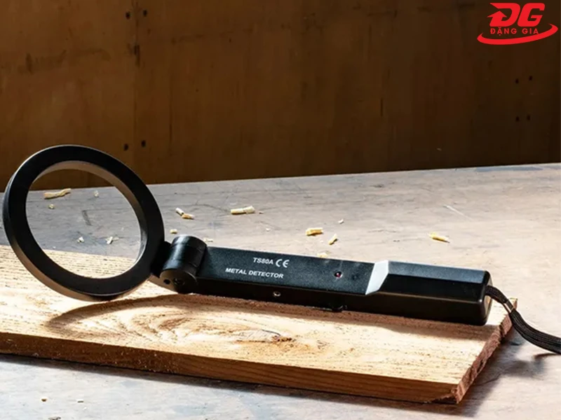 Đặng Gia là địa chỉ uy tín bán máy dò kim loại TS80 