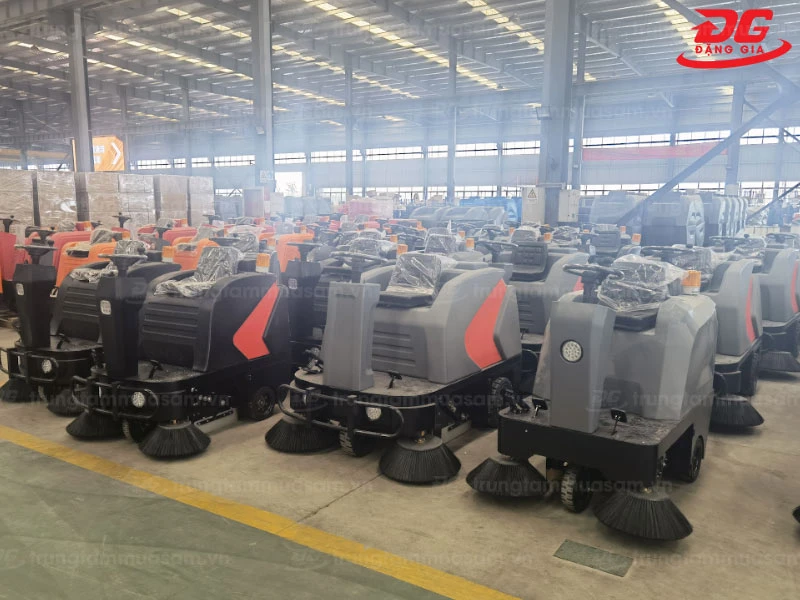 Bán xe quét rác Kumisai