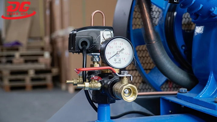 Đồng hồ đo áp