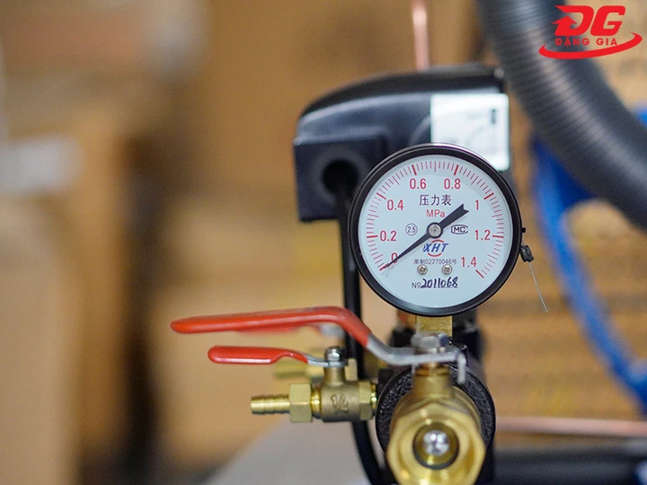 Máy nén khí Palada PA-200500 có thiết kế an toàn