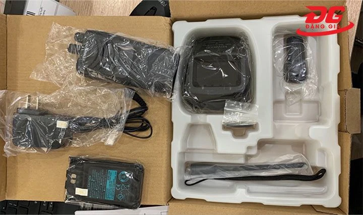 Bộ đàm liên lạc vô tuyến Kenwood TK 3000 full hộp