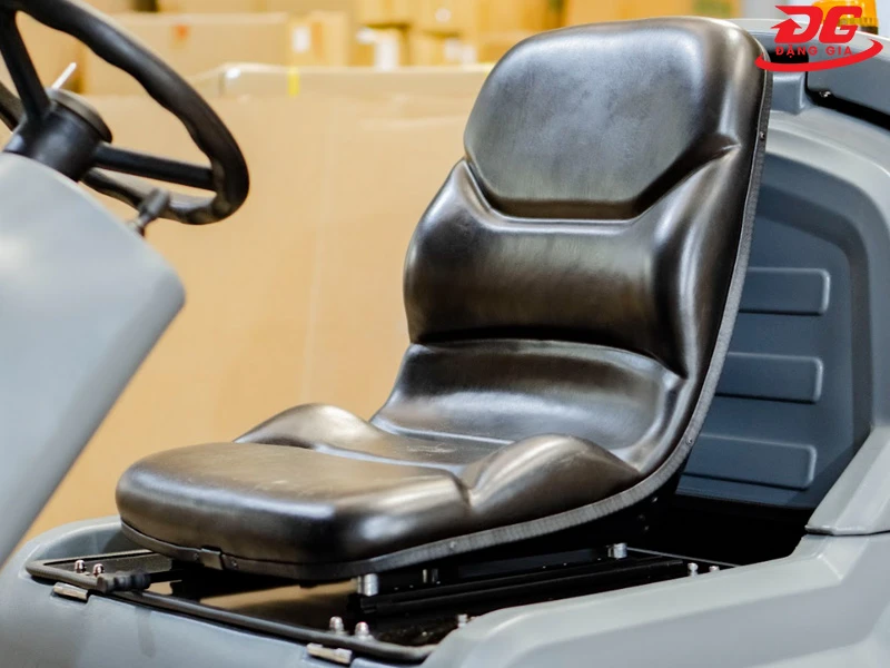 Máy chà mặt sàn công nghiệp Kumisai KMS-V15