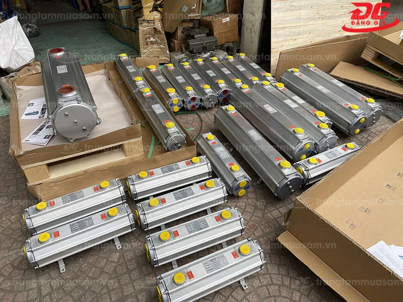 Bộ giải nhiệt dầu bằng nước