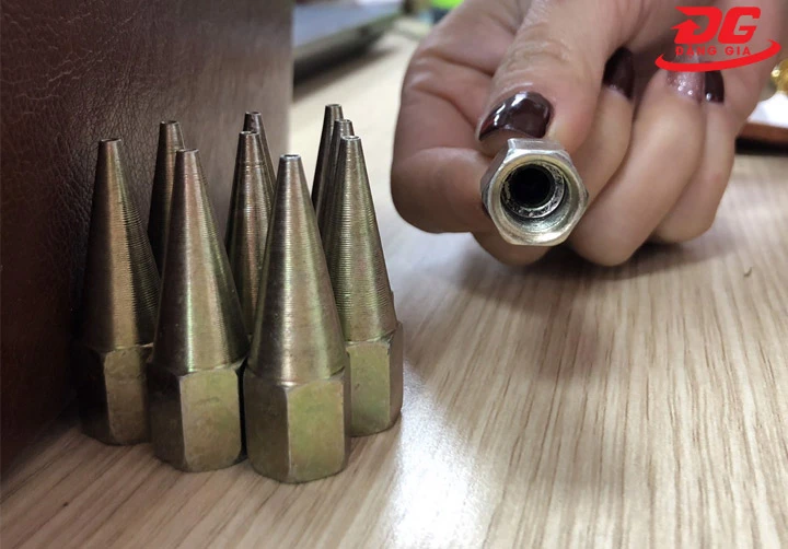 đại lý bán Vú bơm mỡ đầu nhọn