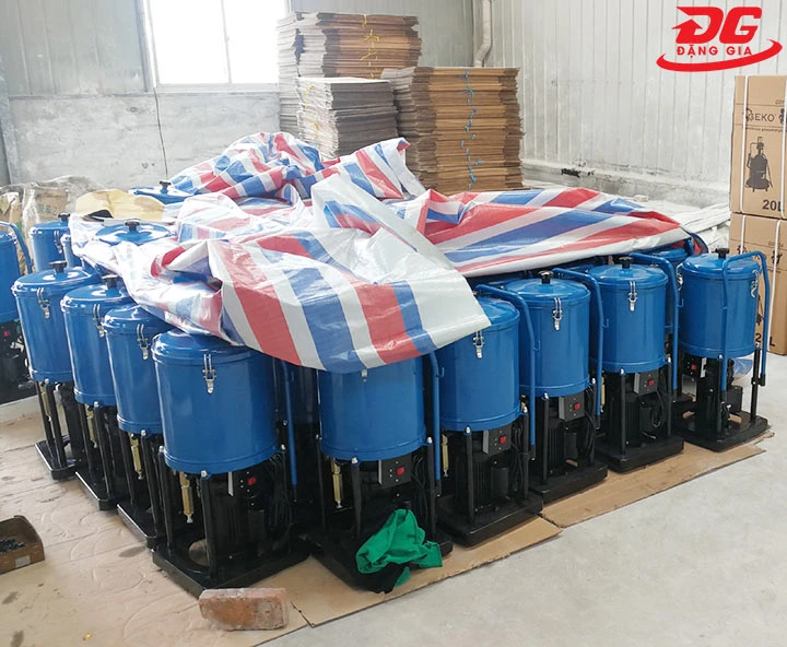 máy bơm mỡ bằng điện palada pd-20l