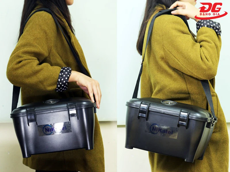 Hộp chống ẩm có thiết kế dạng túi xách tiện lợi