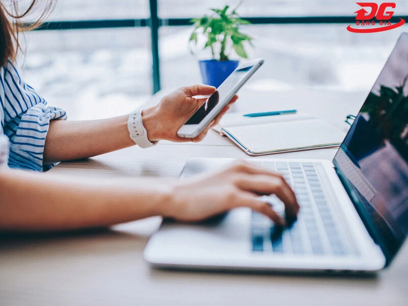 Kiểm tra đầy đủ các thông tin khi đặt hàng tại Điện máy Đặng Gia