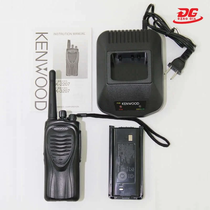 Các phụ kiện đi kèm theo máy