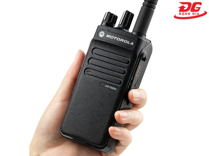 Máy bộ đàm cầm tay Motorola Xir P6600i