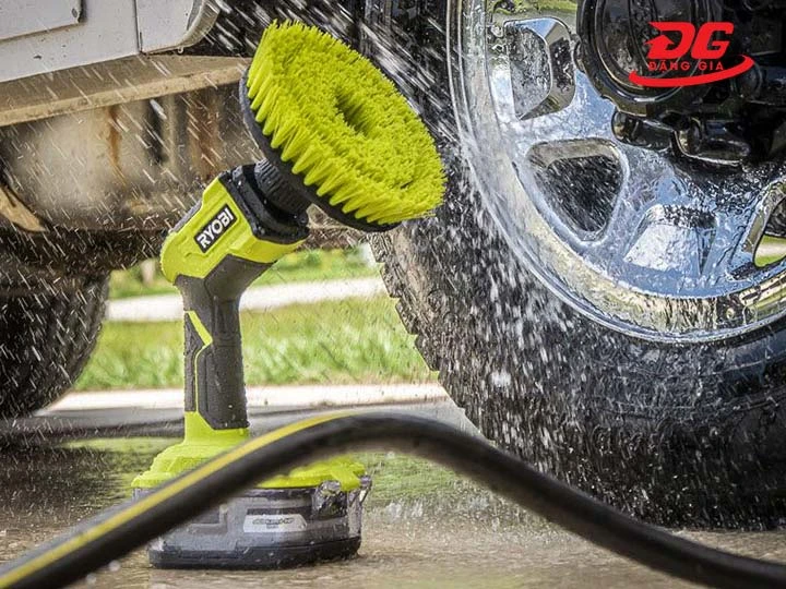 Máy chà sàn cầm tay Ryobi P4510 18V