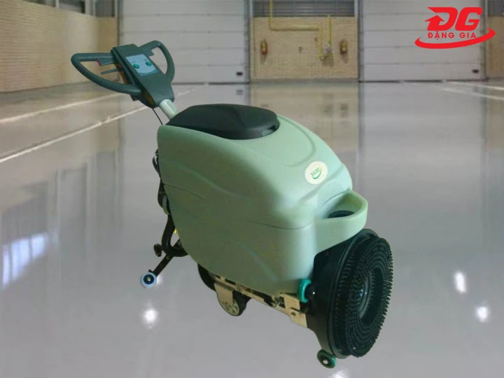 Máy chà sàn Sauber SBS 35E liên hợp