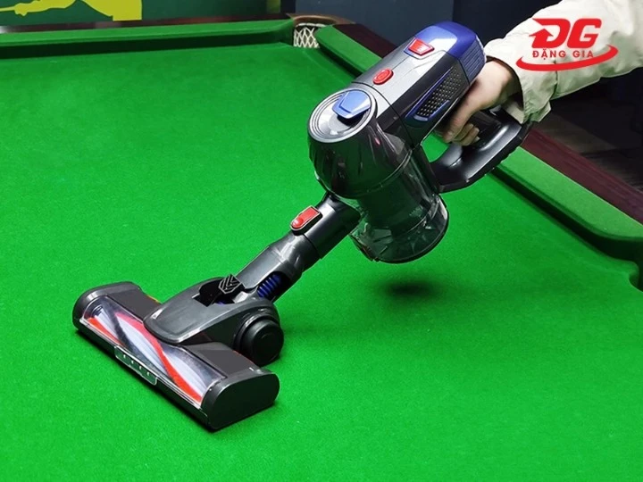 Máy hút bụi bàn bida là gì