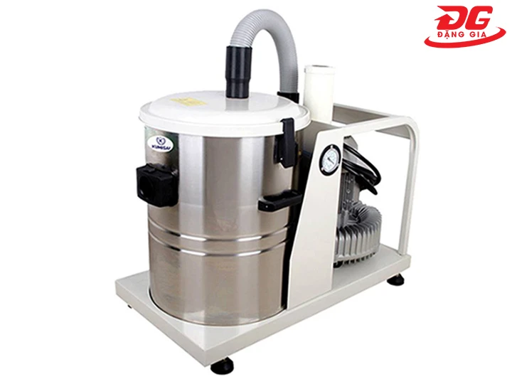 Máy hút bụi công nghiệp 2200W Kumisai KMS 220