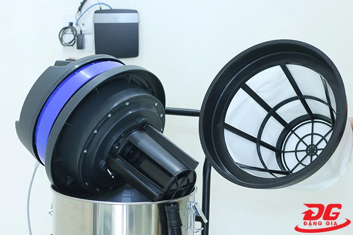 Máy hút bụi Supper Clean SC70 chính hãng