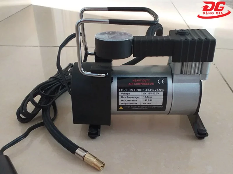 Máy bơm hơi cầm tay mini 12V