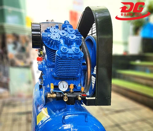 máy nén khí chạy dầu Pegasus TM-V/12.5 - 300L