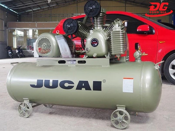 Máy nén khí 7.5 HP Jucai AW60012