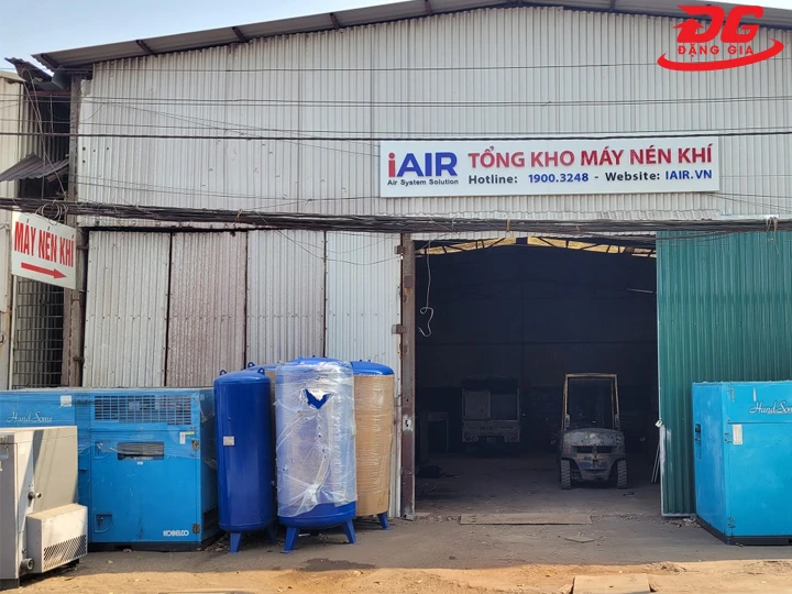 Máy nén khí mini cũ iAir Việt Nam