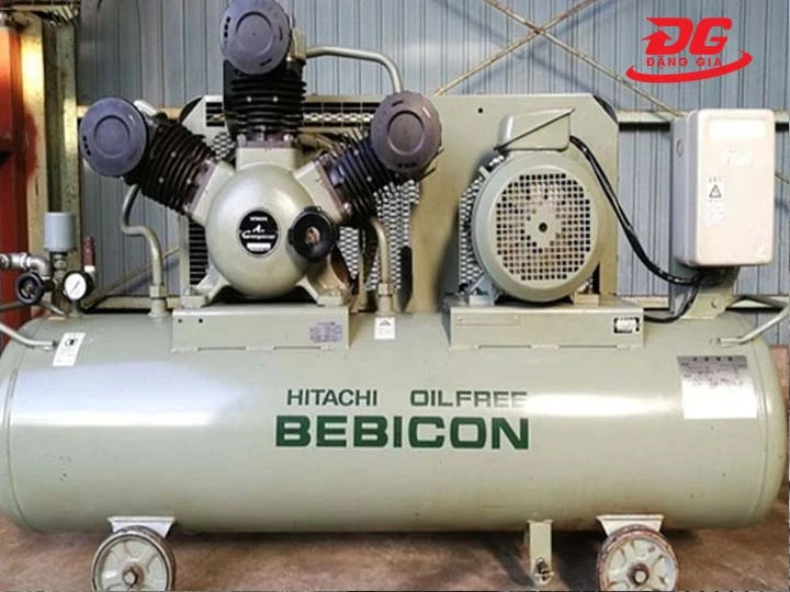 Máy nén khí Nhật bãi Hitachi không dầu 10HP 250L