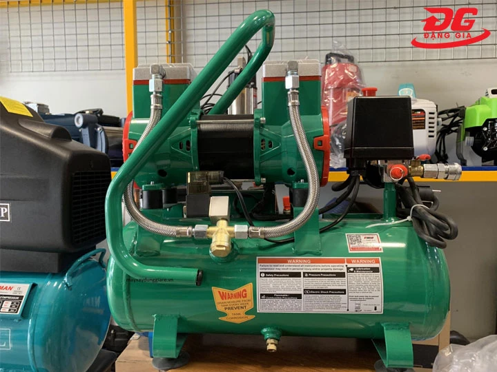 Máy nén khí Romano 12L