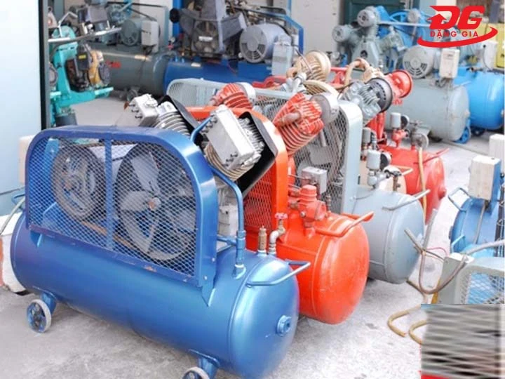 máy nén khí Trung Quốc