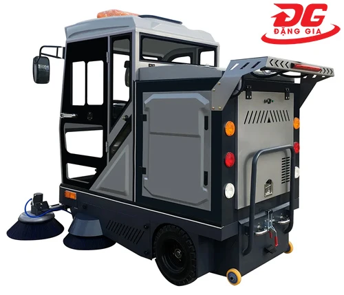 máy quét rác công nghiệp Kumisai KMS 1900E