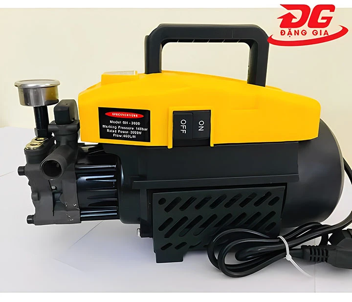 Máy rửa xe Bosch SH 2020 2000W được lắp ráp tại Việt Nam