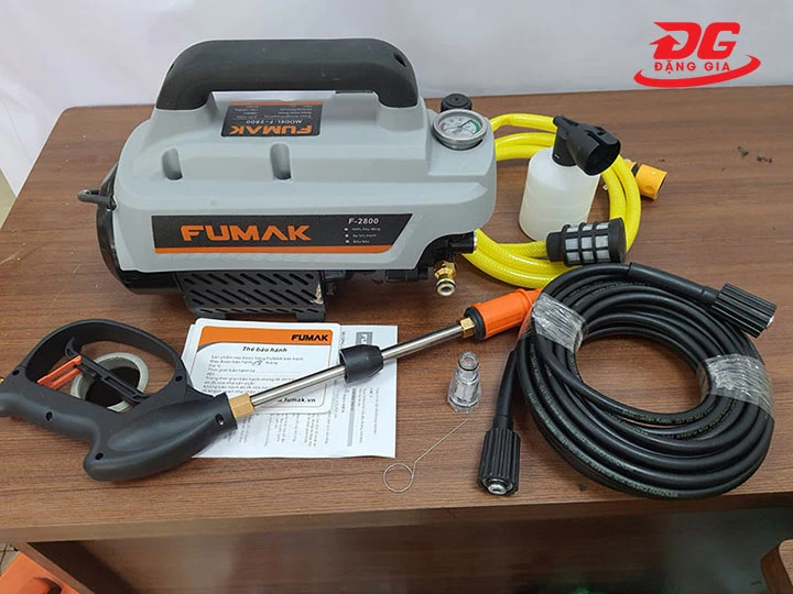 Máy rửa xe Fumak F2800