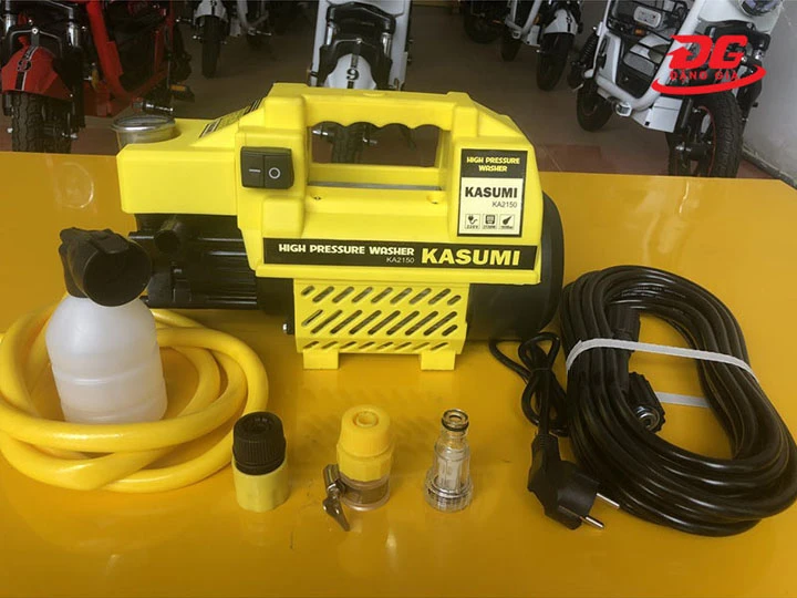 Máy vệ sinh xe Kasumi 2150W