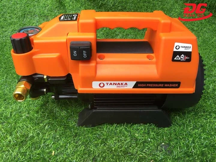 Máy xịt xe Tanaka thiết kế nhỏ gọn