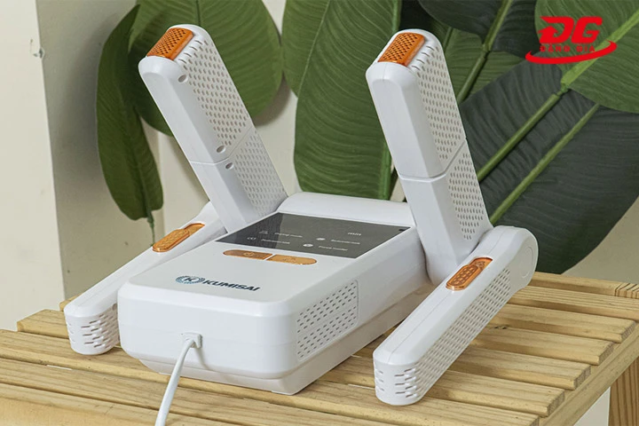 Máy sấy giày Kumisai KMS A1 có thiết kế gọn nhẹ
