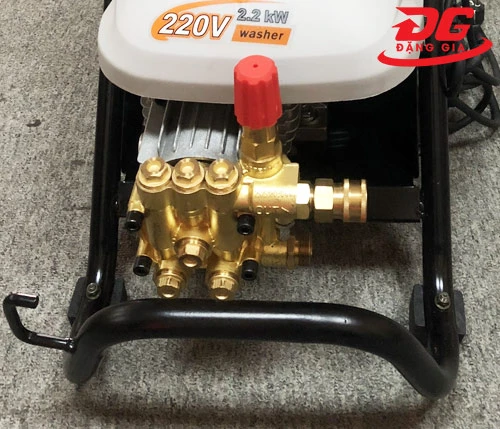 máy xịt rửa cao áp Litian LT-16MD