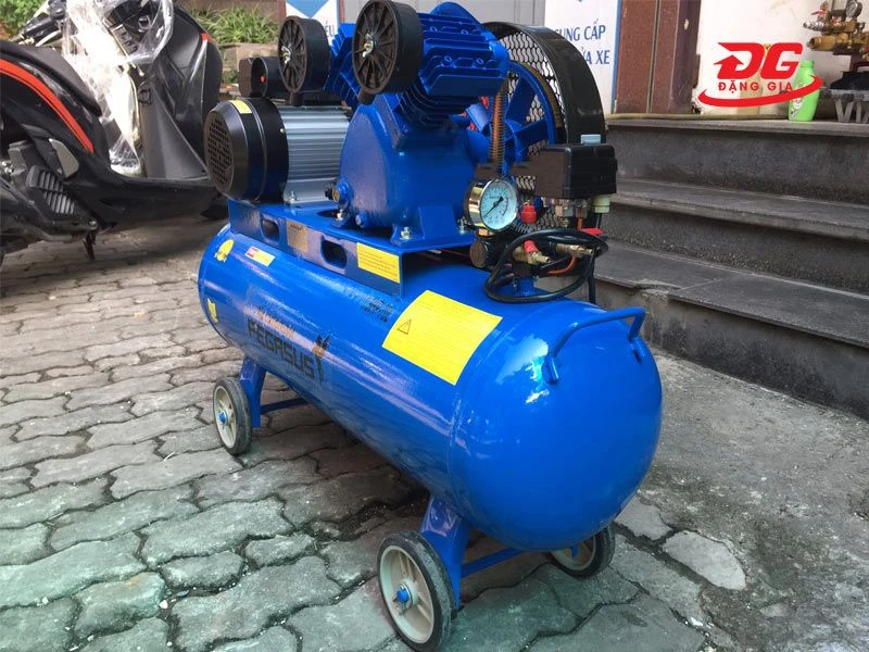 Bánh xe di chuyển của máy