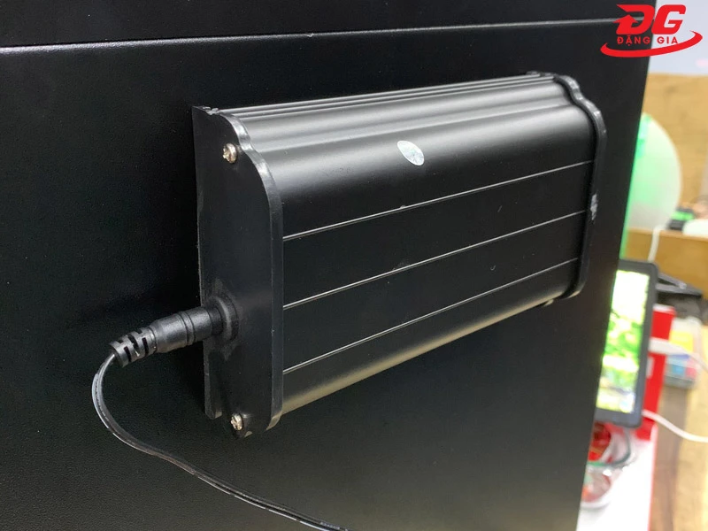 Tủ chống ẩm máy ảnh Dry Cabi DHC-60XL