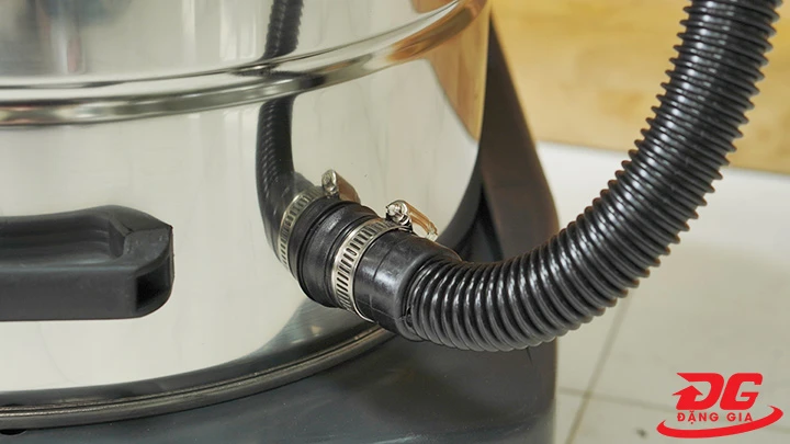 Máy hút bụi hút nước Kumisai KMS70