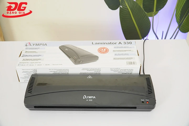 Máy ép plastic Olympia A330 đang được điện máy Đặng Gia phân phối trên toàn quốc