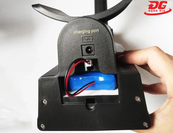 Pin máy dò kim loại TM99