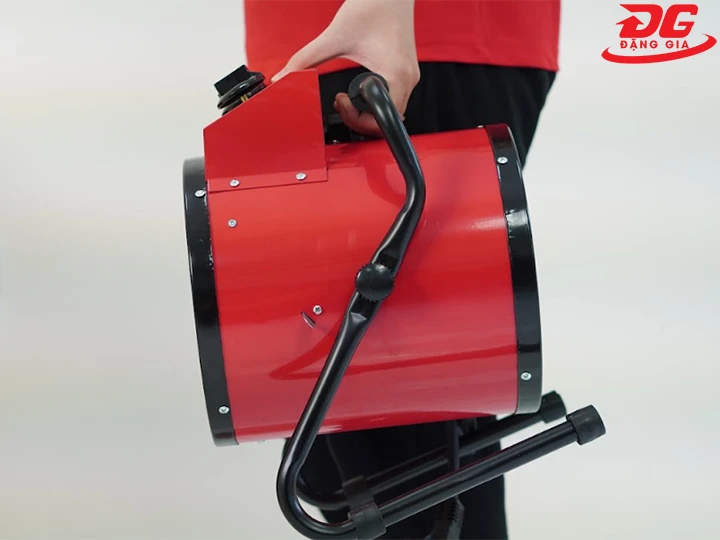 Quạt sấy thảm hơi nóng KMS 3000 có động cơ nhỏ gọn